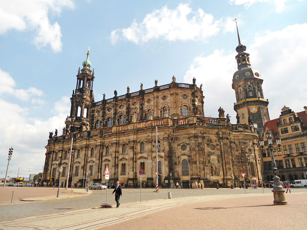 Alemanha - Dresden - Catedral Católica